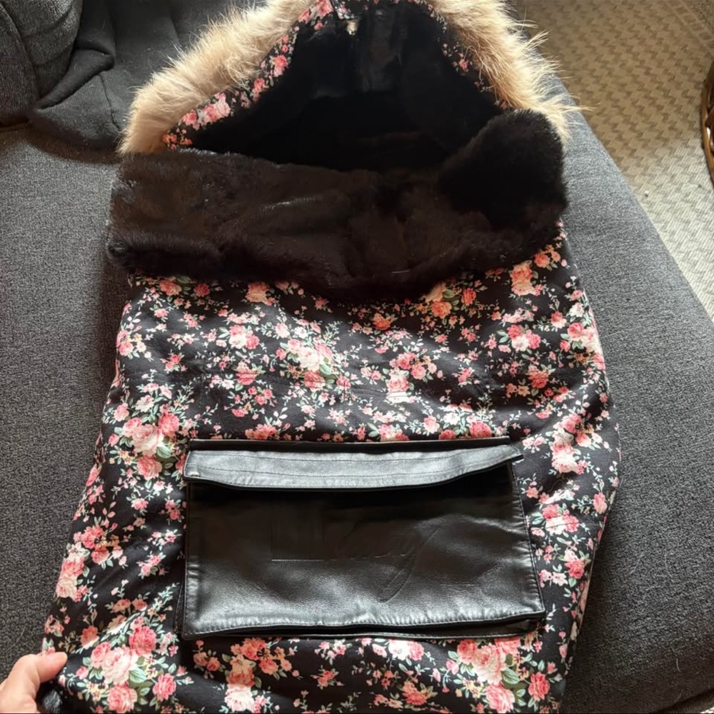🎀 Two-in-One Luxury Faux Fur Floral Reversible Bunting Bag 🌸 NWOT Baby/Stroller